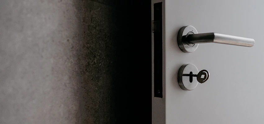 Front Door Handle Repair And Installation in Ontario, CA